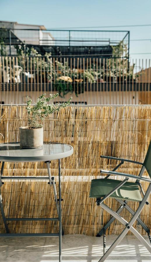 Loft With Private Parking Apartment Атина Екстериор снимка